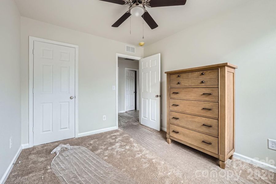 Spacious, unfurnished interior of a new home in , Charlotte (Image 24).