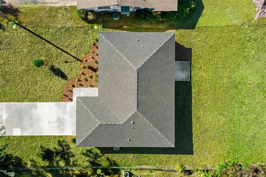 Exterior details and patio area of a home in , Leesburg (Image 26).