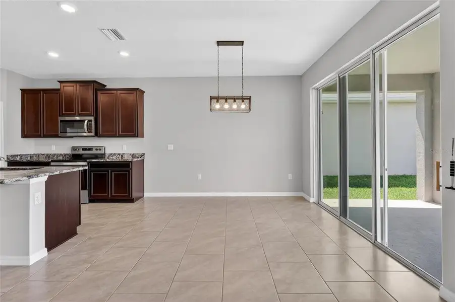Furnished interior view inside a new home in Epperson, Wesley Chapel (Image 15). Furnished interior view inside a new home in Epperson, Wesley Chapel (Image 15).