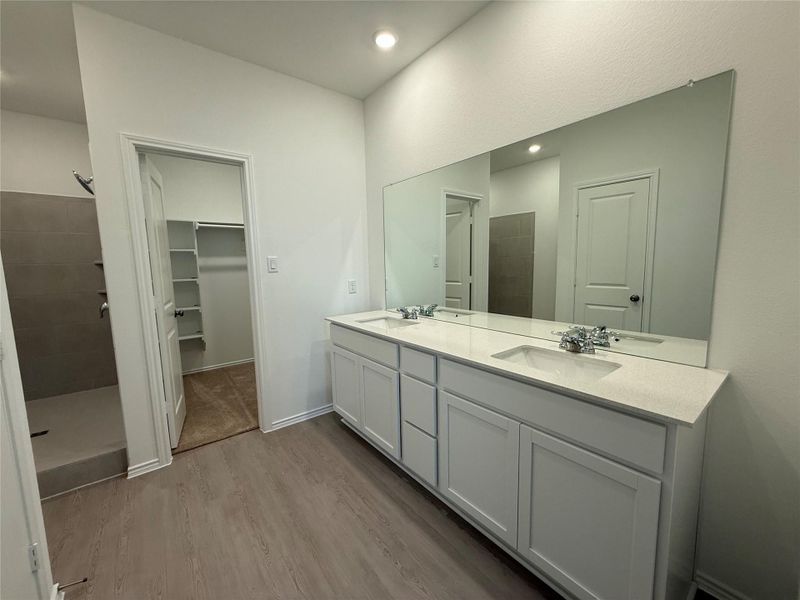 Furnished interior view inside a new home in Bertram Oaks: Classic Collection, Bertram (Image 7). Furnished interior view inside a new home in Bertram Oaks: Classic Collection, Bertram (Image 7).