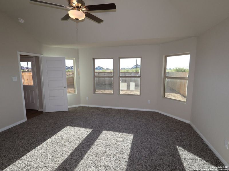 Spacious, unfurnished interior of a new home in Agave, San Antonio (Image 31). Spacious, unfurnished interior of a new home in Agave, San Antonio (Image 31).