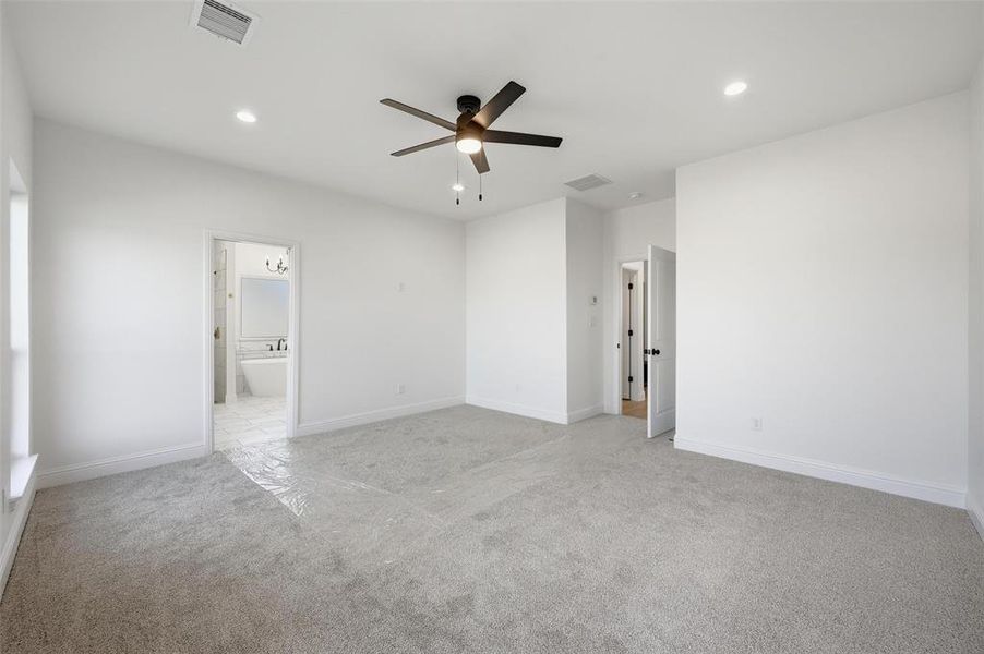 Spacious, unfurnished interior of a new home in , Boyd (Image 29).