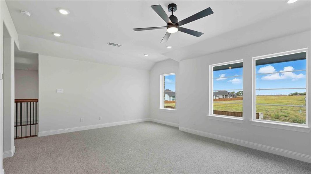 Spacious, unfurnished interior of a new home in Clearview Ranch, Royse City (Image 33).