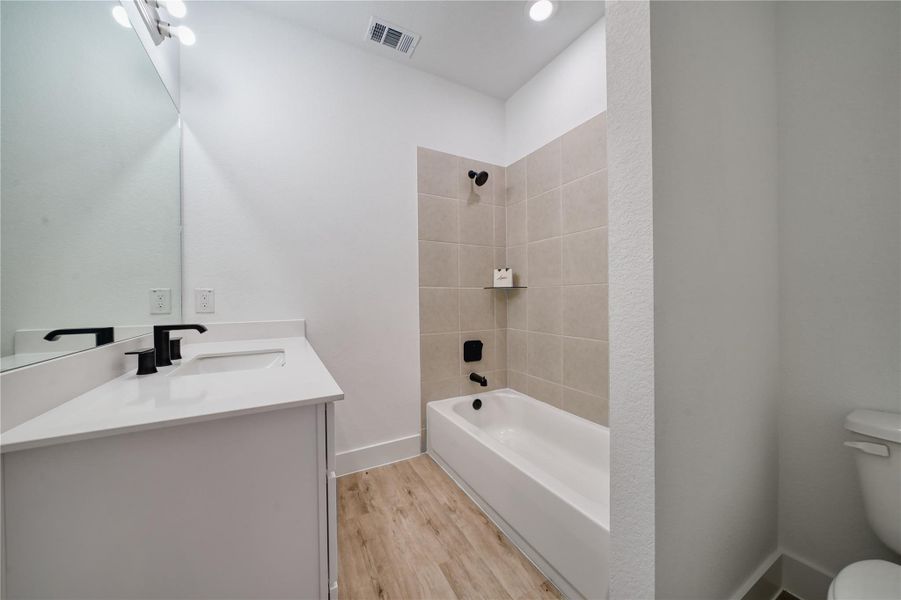 Furnished interior view inside a new home in , Houston (Image 12).