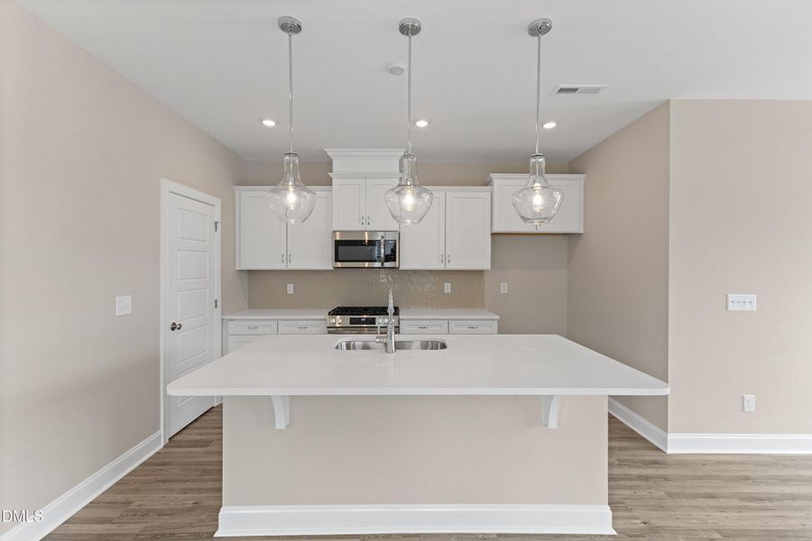 12-8915 Kennebec Xing Dr_2731