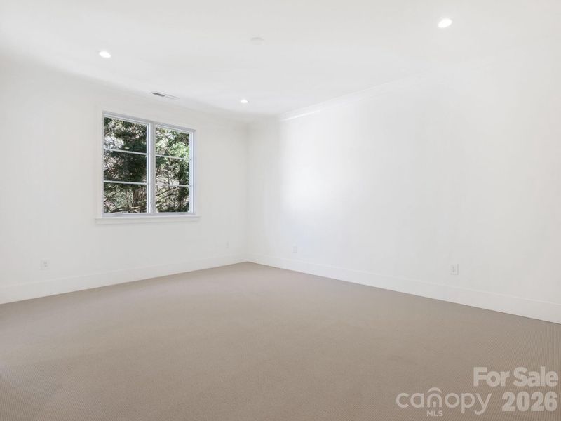Spacious, unfurnished interior of a new home in , Charlotte (Image 24).