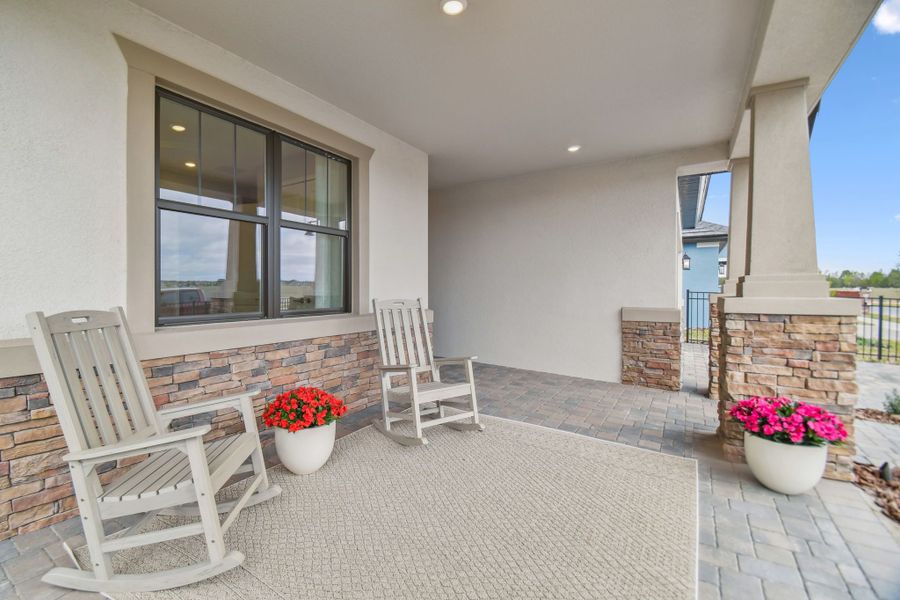 Representative exterior details of a home built from the Sweetwater by William Ryan Homes in The Sanctuary – Resort Collection, Punta Gorda (Image 28).