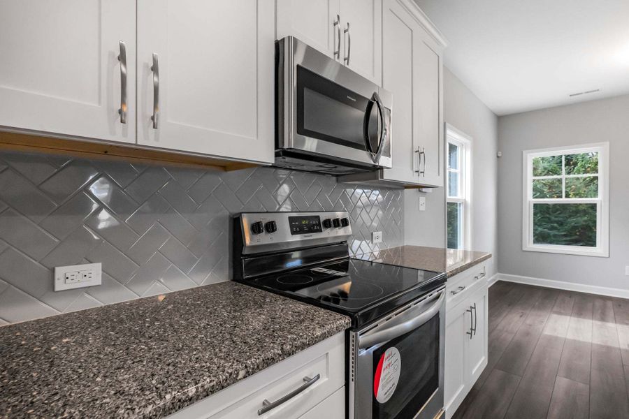 Representative furnished interior of a home built from the Springfield by Caviness & Cates Communities in Sutherland Station at Olde Liberty, Franklinton (Image 98). Representative furnished interior of a home built from the Springfield by Caviness & Cates Communities in Sutherland Station at Olde Liberty, Franklinton (Image 98).