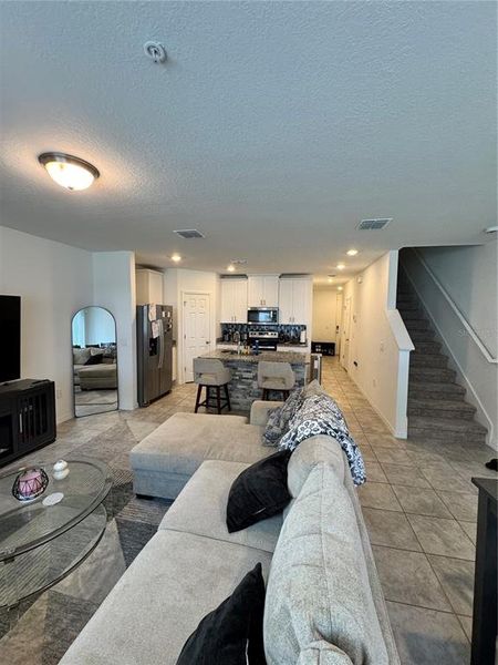 Furnished interior view inside a new home in , Orlando (Image 6).