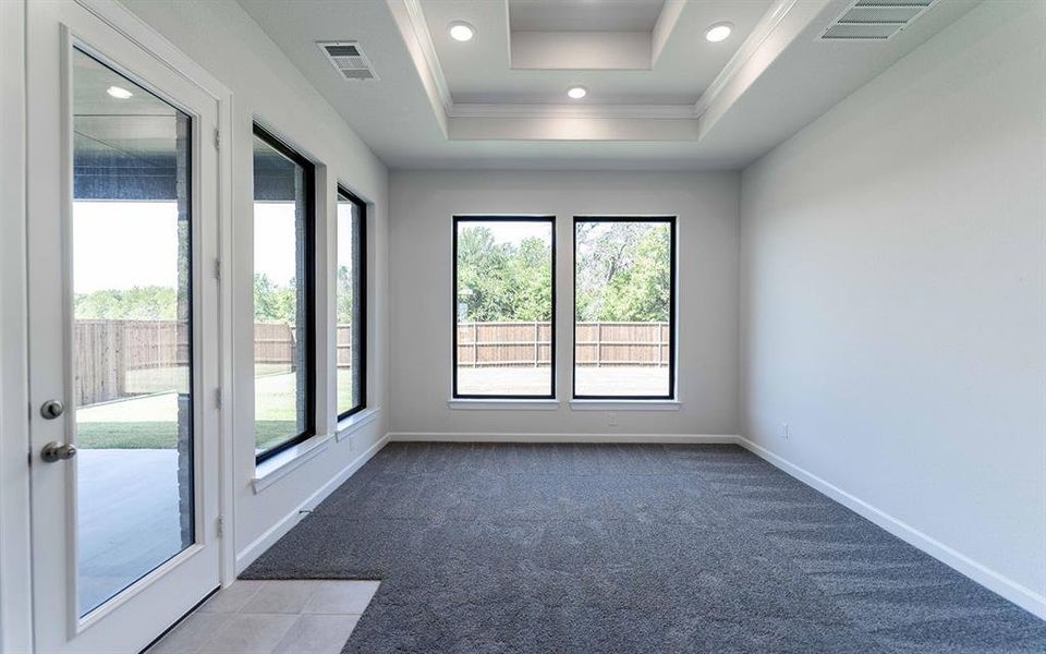 Spacious, unfurnished interior of a new home in Sonoma Verde, Rockwall (Image 18).