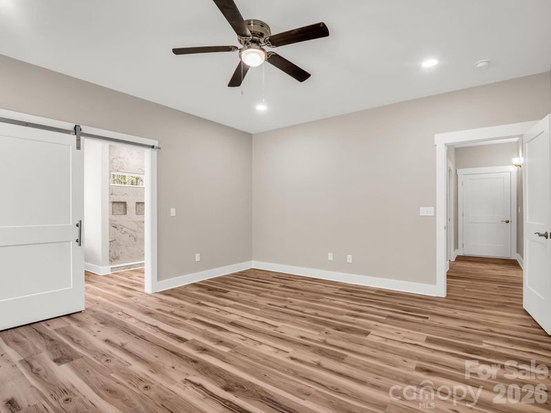 Spacious, unfurnished interior of a new home in , Morganton (Image 20).