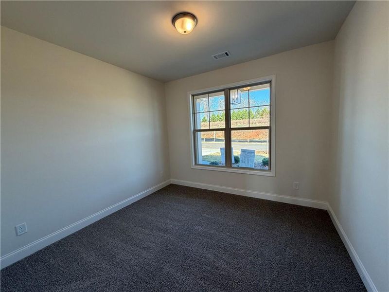 Spacious, unfurnished interior of a new home in , Jefferson (Image 33).