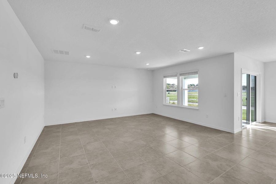 Spacious, unfurnished interior of a new home in Wells Landing, Jacksonville (Image 14). Spacious, unfurnished interior of a new home in Wells Landing, Jacksonville (Image 14).