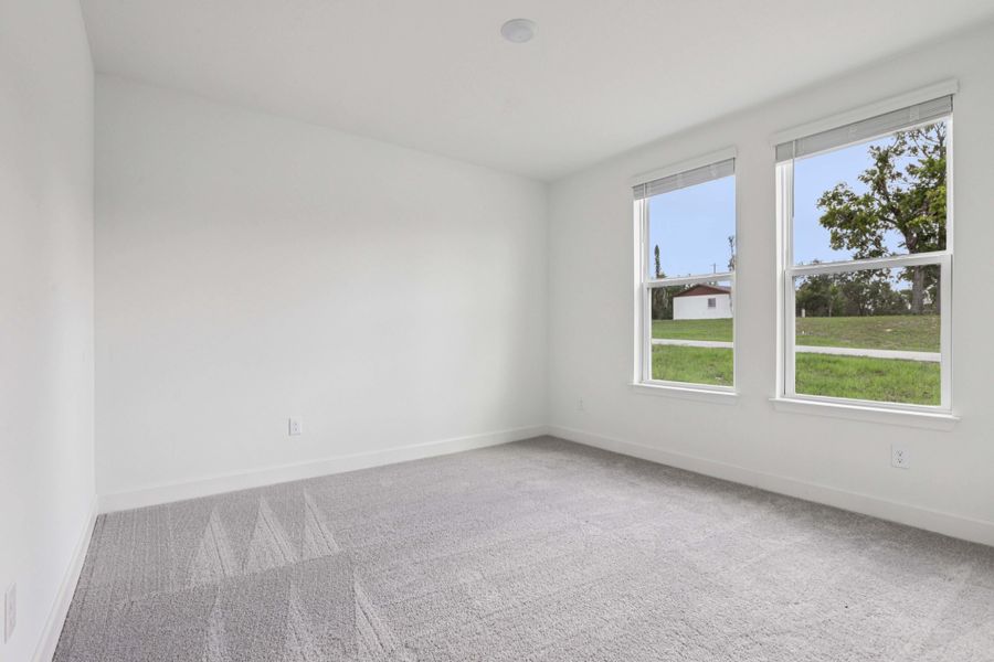 Spacious, unfurnished interior of a new home in Spring Hill, Spring Hill (Image 45).