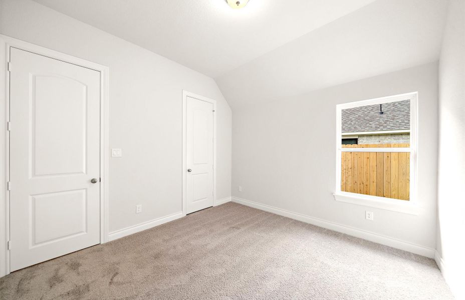 **Representative photo** **Representative photo**