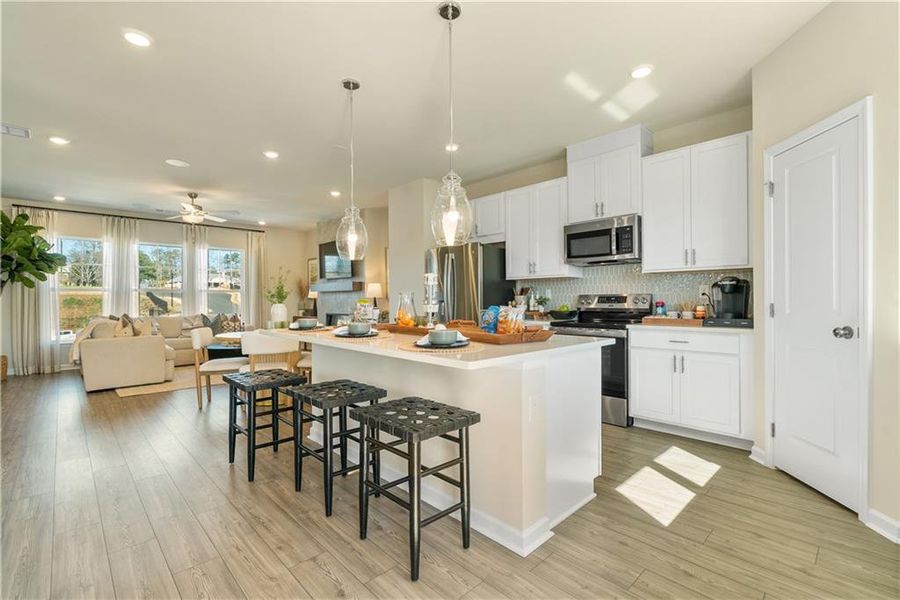 Furnished interior view inside a new home in Rosewood Farm, Lawrenceville (Image 7).