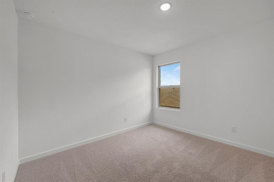 Spacious, unfurnished interior of a new home in Rolling Ridge, Van Alstyne (Image 17). Spacious, unfurnished interior of a new home in Rolling Ridge, Van Alstyne (Image 17).