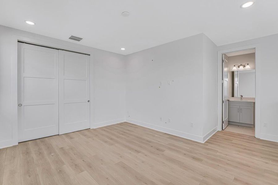 Furnished interior view inside a new home in Esprit at Avenir, Palm Beach Gardens (Image 17). Furnished interior view inside a new home in Esprit at Avenir, Palm Beach Gardens (Image 17).