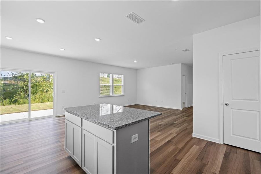 Furnished interior view inside a new home in Avery Ridge, Gainesville (Image 10).