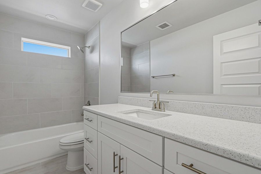 Furnished interior view inside a new home in Emerald Estates, El Paso (Image 17).