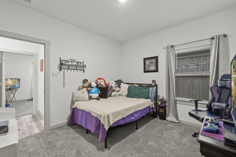Furnished interior view inside a new home in Westwood, League City (Image 15). Furnished interior view inside a new home in Westwood, League City (Image 15).