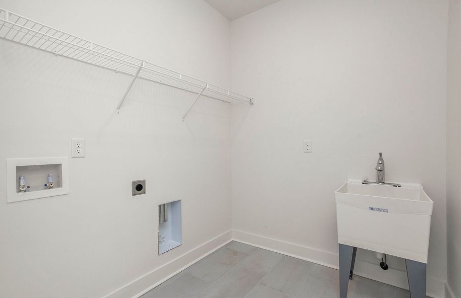 Spacious, unfurnished interior of a new home in Durham Farms, Hendersonville (Image 61).