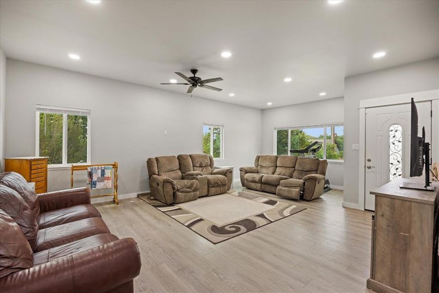 Furnished interior view inside a new home in , Granbury (Image 14).