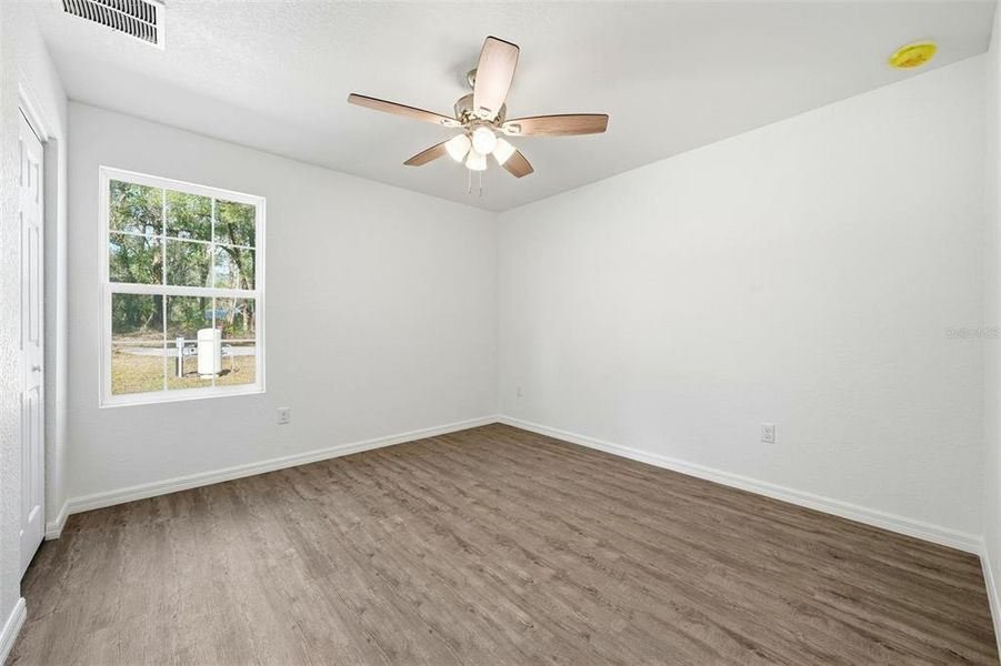 Spacious, unfurnished interior of a new home in , Ocklawaha (Image 33).
