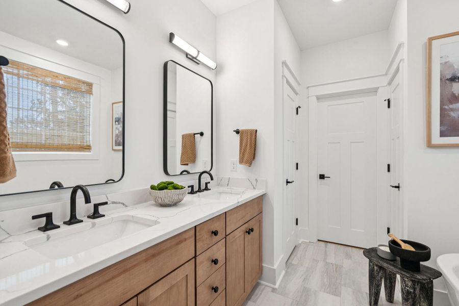 Furnished interior view inside a new home in Waterloo Estates, Johns Island (Image 6).