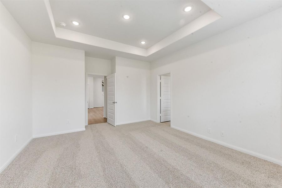 Spacious, unfurnished interior of a new home in , Houston (Image 34). Spacious, unfurnished interior of a new home in , Houston (Image 34).