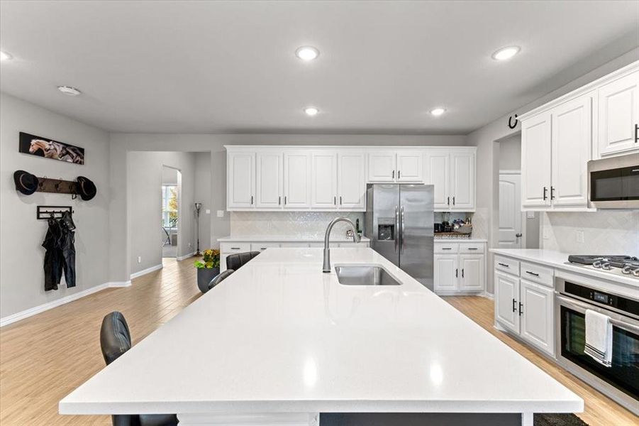 Furnished interior view inside a new home in Lakeview Heights, Azle (Image 4).
