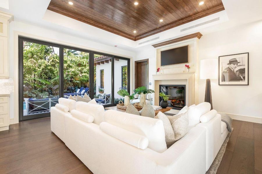 Living Room Living Room