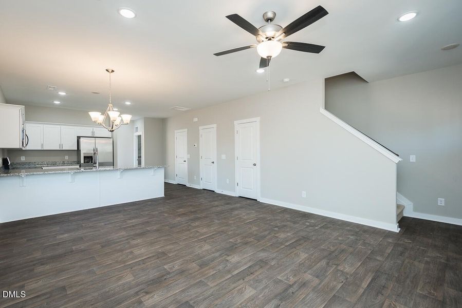 TH 1425 - END UNIT - N