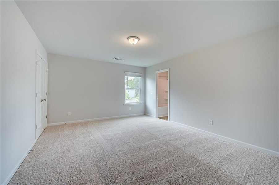 Spacious, unfurnished interior of a new home in Chapel Hill, Newnan (Image 15). Spacious, unfurnished interior of a new home in Chapel Hill, Newnan (Image 15).