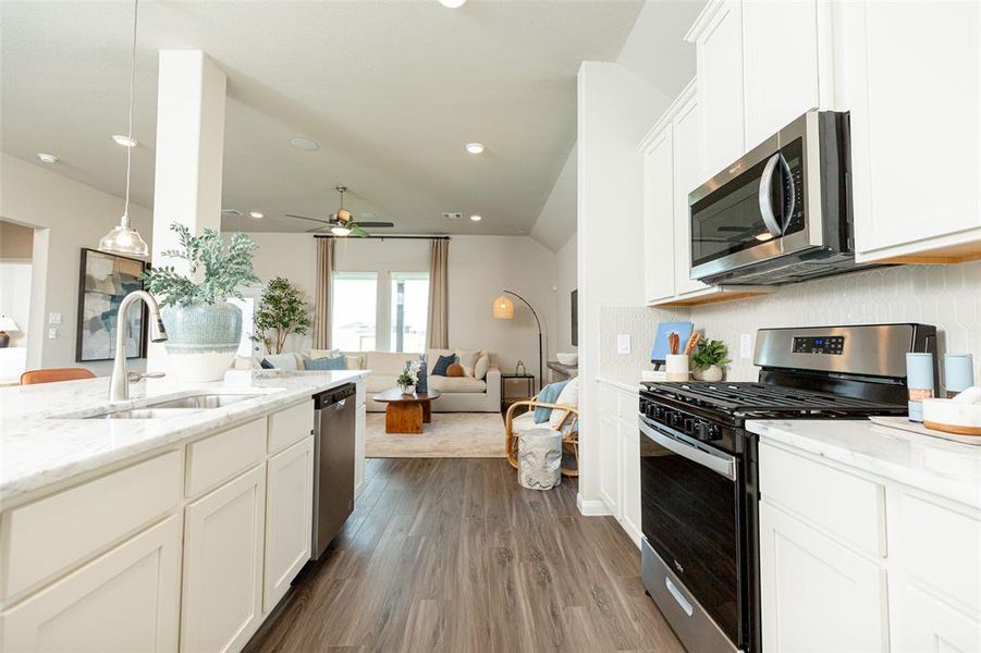 Photos are a representation of the floor plan. Options and interior selections will vary. Photos are a representation of the floor plan. Options and interior selections will vary.