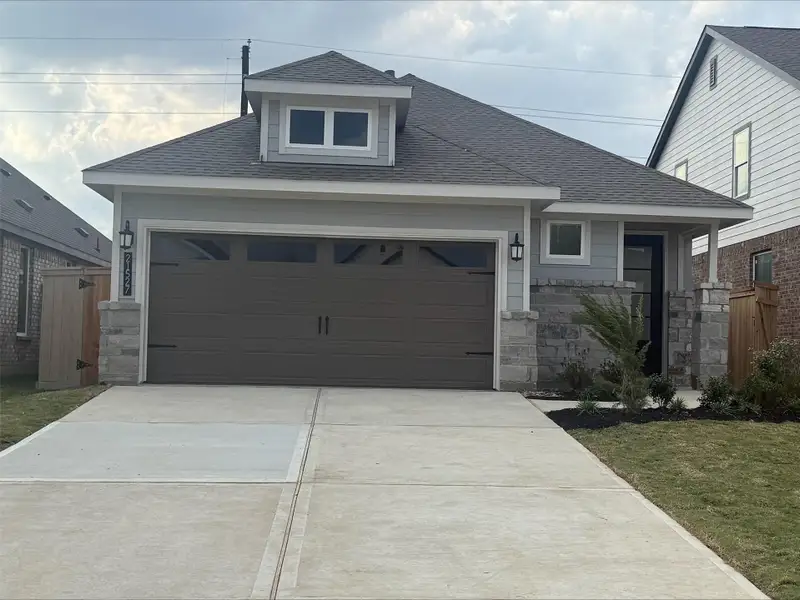 Pictures are representative of floor plan - not actual home for sale Pictures are representative of floor plan - not actual home for sale