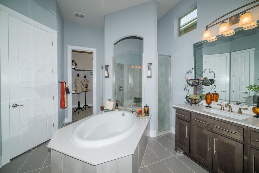 Representative furnished interior of a home built from the The Biltmore by Whitestone Custom Homes in Johnson Ranch, Bulverde (Image 25). Representative furnished interior of a home built from the The Biltmore by Whitestone Custom Homes in Johnson Ranch, Bulverde (Image 25).