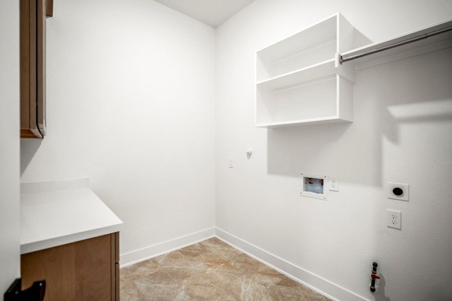 Spacious, unfurnished interior of a new home in Briarley, Montgomery (Image 25).