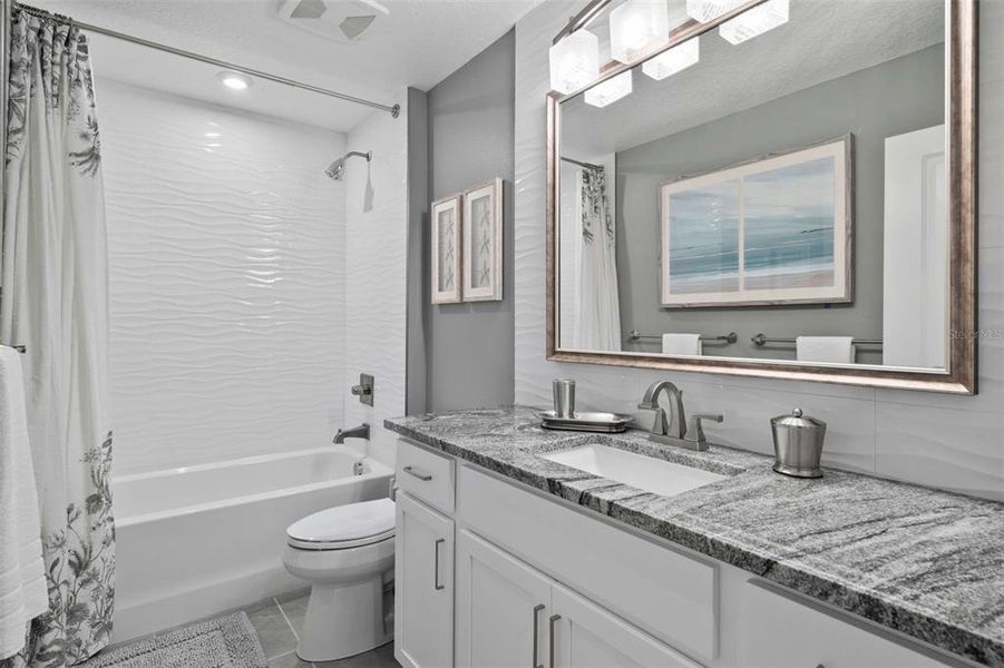 Furnished interior view inside a new home in , Kissimmee (Image 10).
