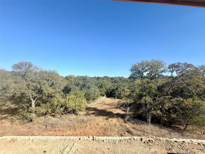 Natural landscape and outdoor views near Persimmon in Buda (Image 33).