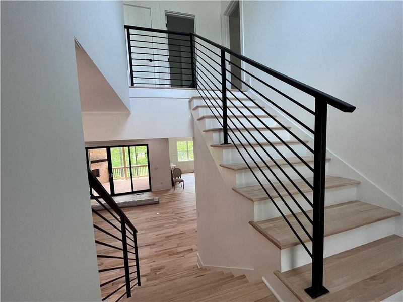 Spacious, unfurnished interior of a new home in , Jefferson (Image 15).