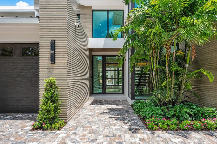 Exterior details and patio area of a home in , Boca Raton (Image 49).