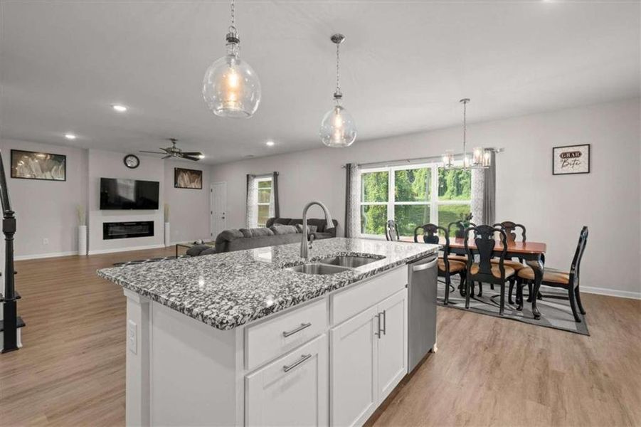 Furnished interior view inside a new home in , Villa Rica (Image 19).