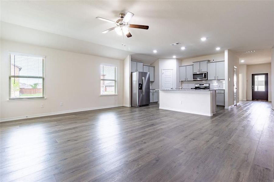 Spacious, unfurnished interior of a new home in , Celina (Image 16).