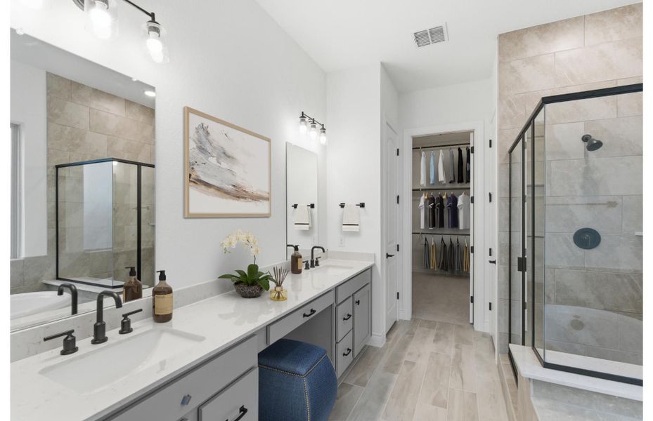 Representative furnished interior of a home built from the Hillsboro by Pulte Homes in Corley Farms, Boerne (Image 14).