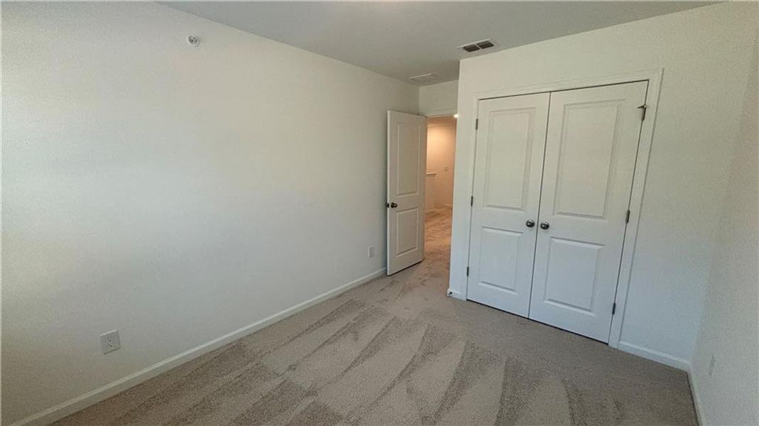 Spacious, unfurnished interior of a new home in Laurelwood, Douglasville (Image 13). Spacious, unfurnished interior of a new home in Laurelwood, Douglasville (Image 13).