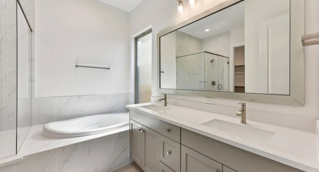 Furnished interior view inside a new home in 6 Creeks, Kyle (Image 3).
