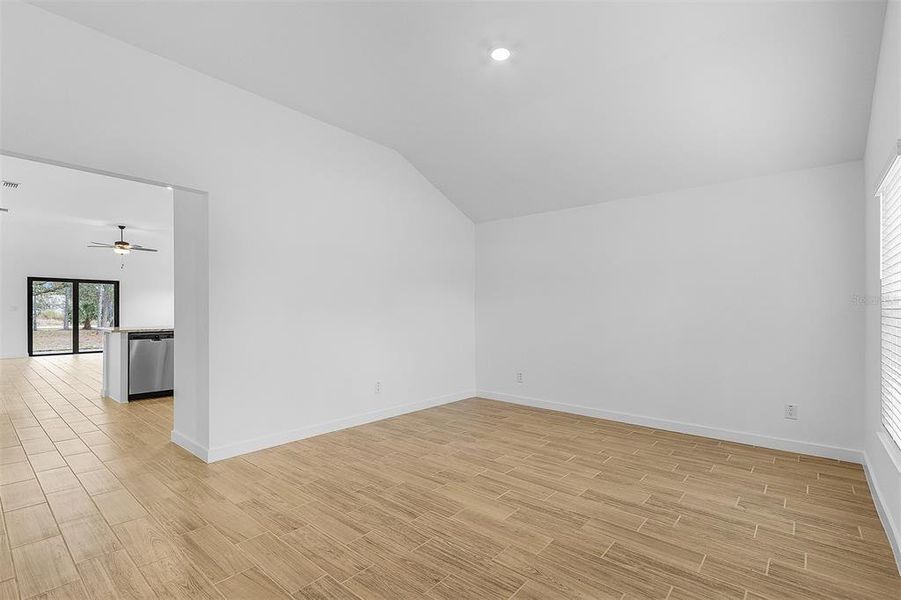 Spacious, unfurnished interior of a new home in , North Port (Image 12).
