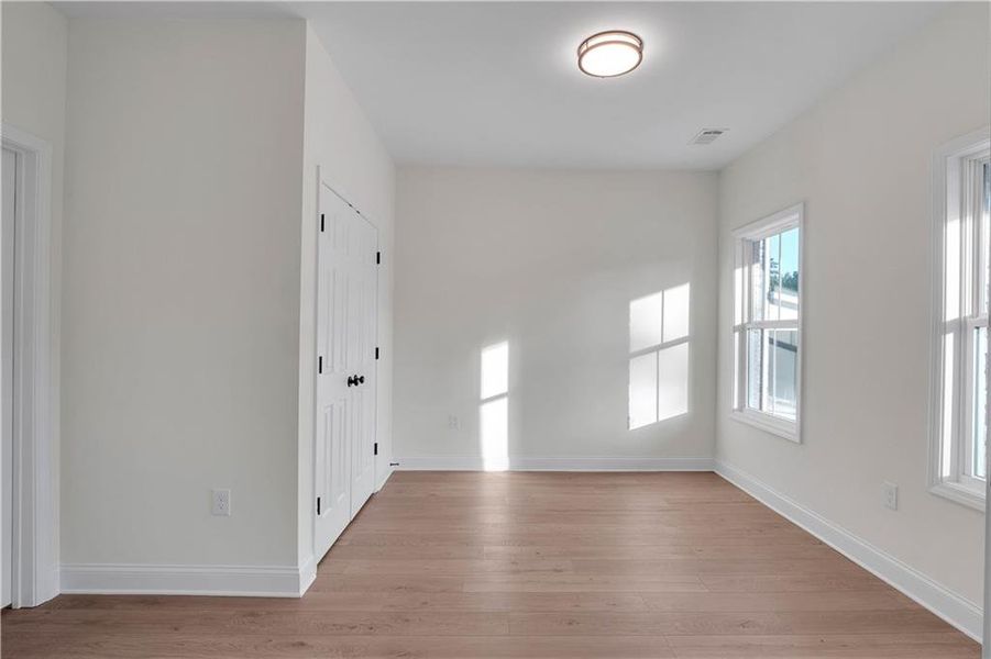 Spacious, unfurnished interior of a new home in , Stone Mountain (Image 21).