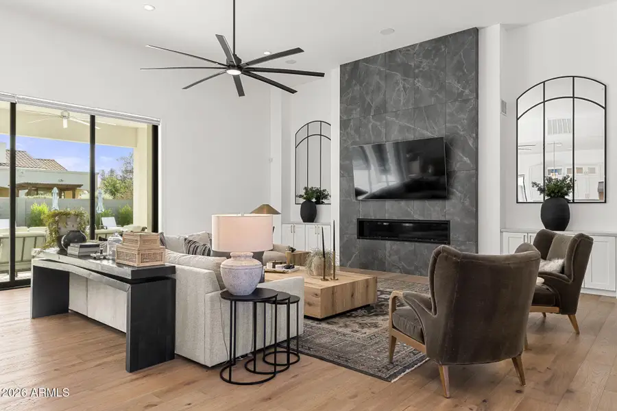 7-web-or-mls-4305-e-virgo-pl 7-web-or-mls-4305-e-virgo-pl